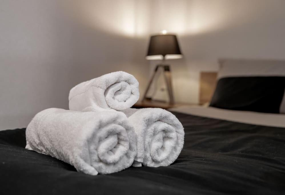 #Fer Rever 63# Spa # Thiers Eksteriør billede
