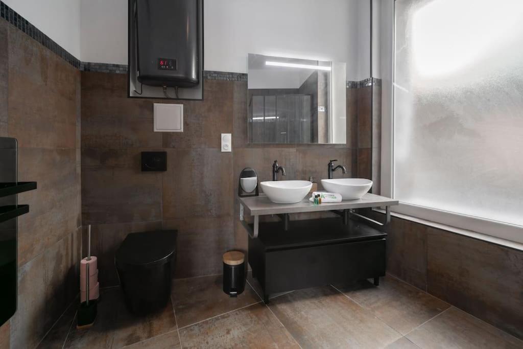 #Fer Rever 63# Spa # Thiers Eksteriør billede