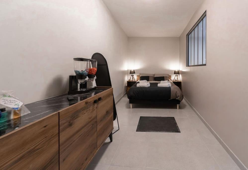 #Fer Rever 63# Spa # Thiers Eksteriør billede